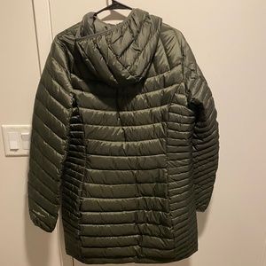 Olive Green Puffy Light Weight Winter Jacket